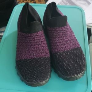 Ladies slip on shoes